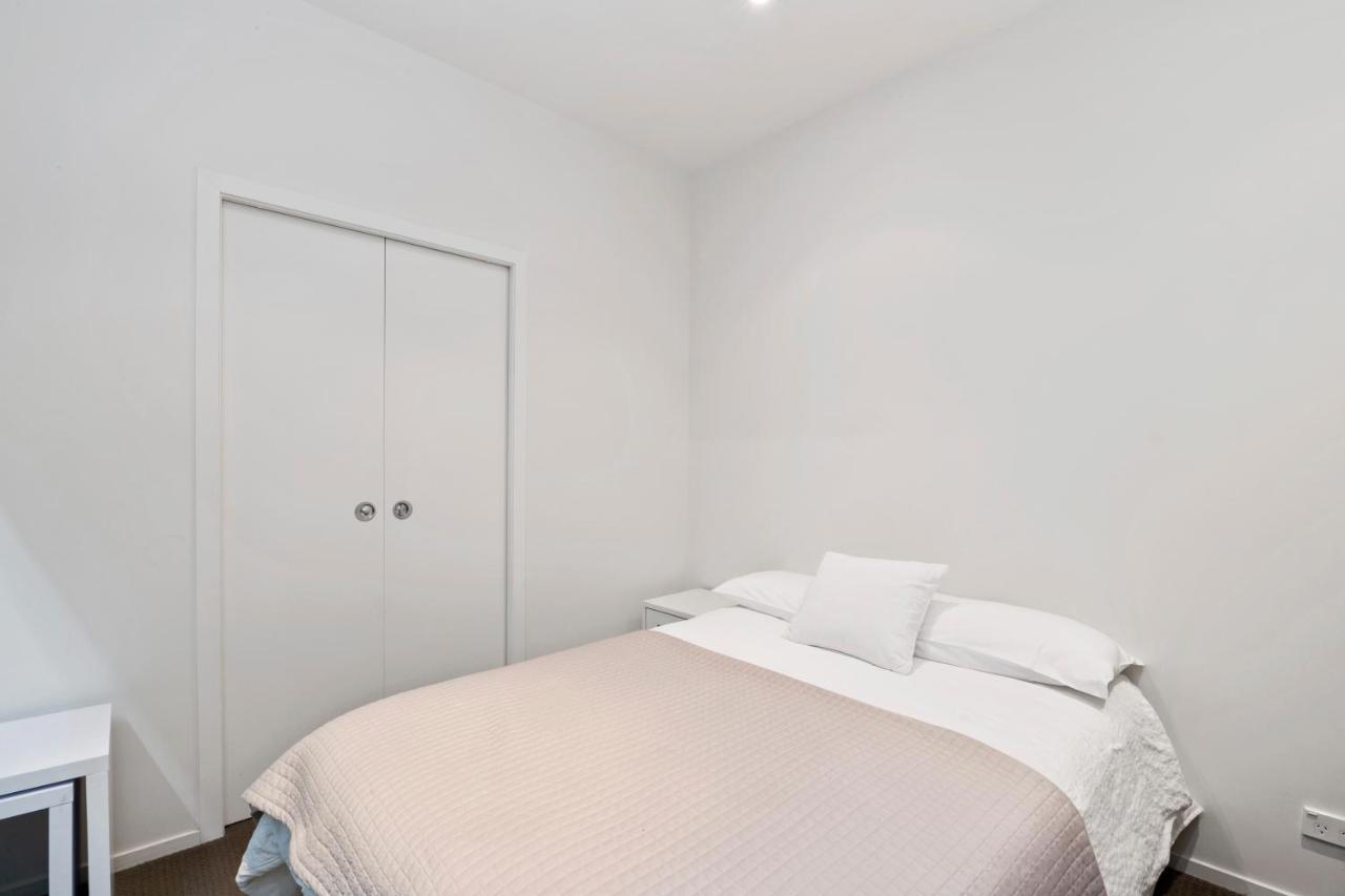 Marinaside Villa - Taupo Holiday Apartment Luaran gambar