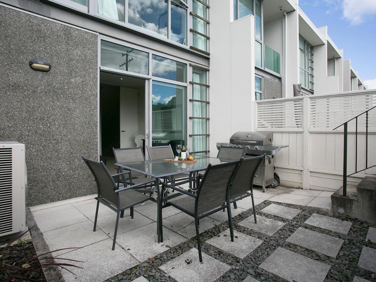 Marinaside Villa - Taupo Holiday Apartment Luaran gambar
